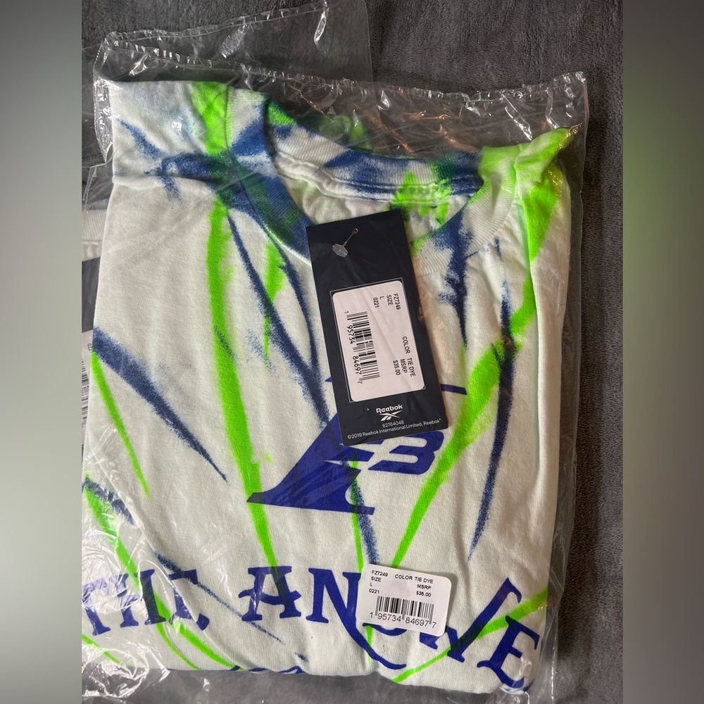 Reebok Allen Iverson Bulldog T-Shirt - Brand New White,Green & Blue - Tie Dye - Picture 7 of 8